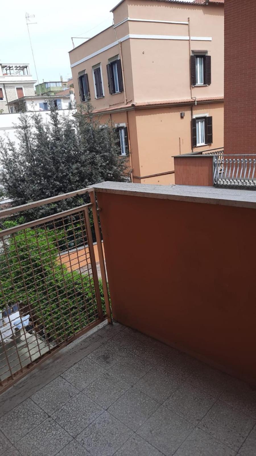 Urban Welcome Metro Battistini Rome Exterior photo